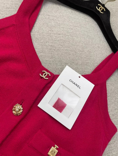 Chanel 22B Fuchsia Top