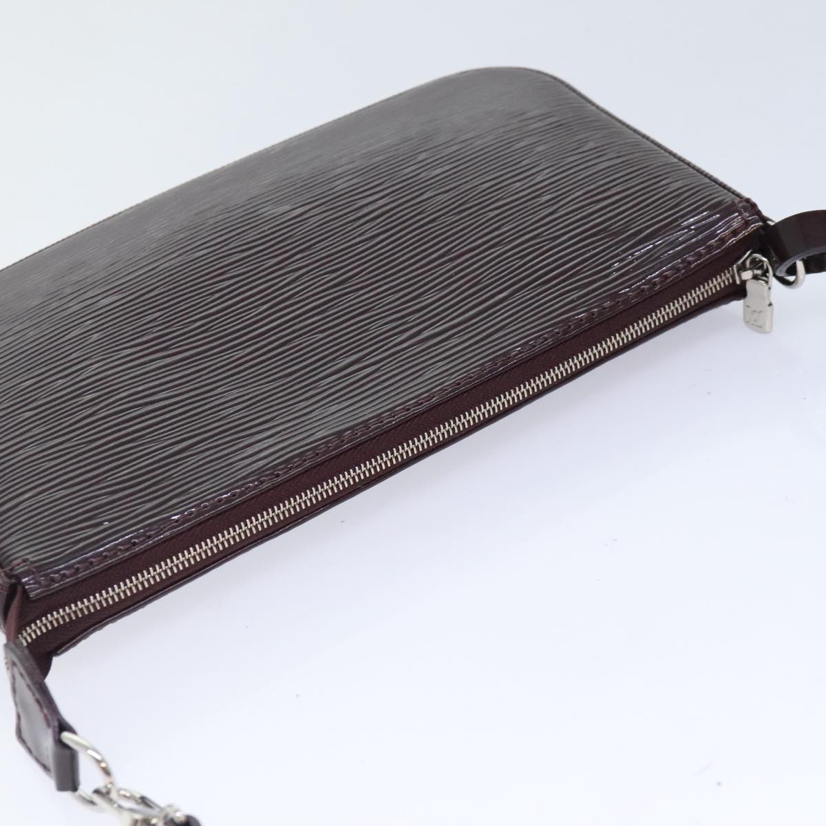 Louis Vuitton Pochette Accessoire