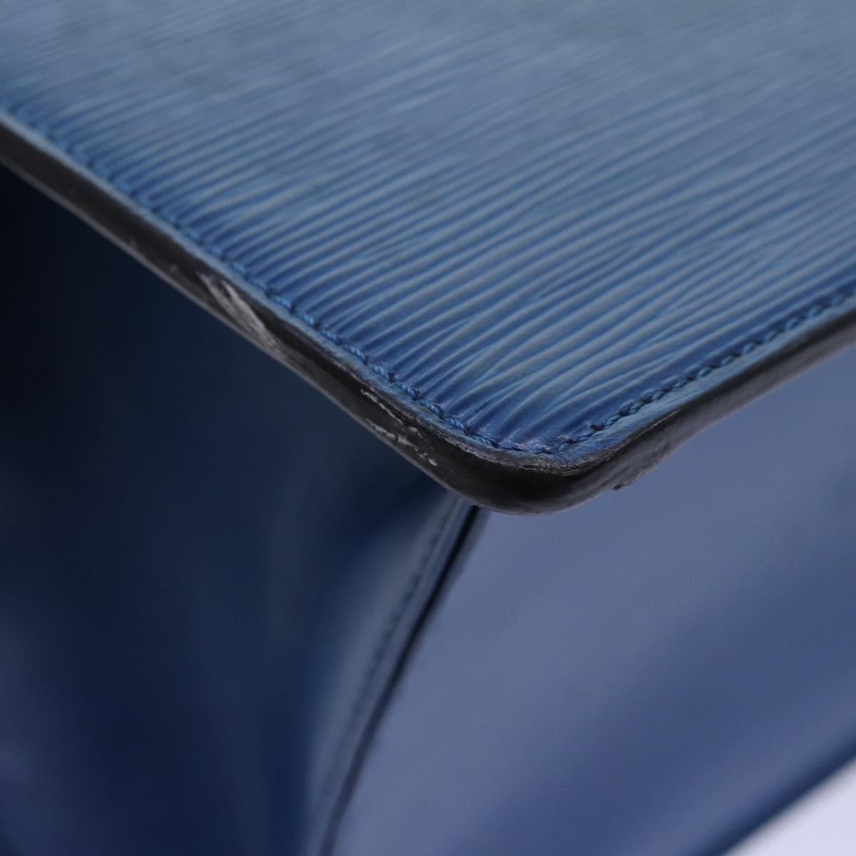 Louis Vuitton Riviera