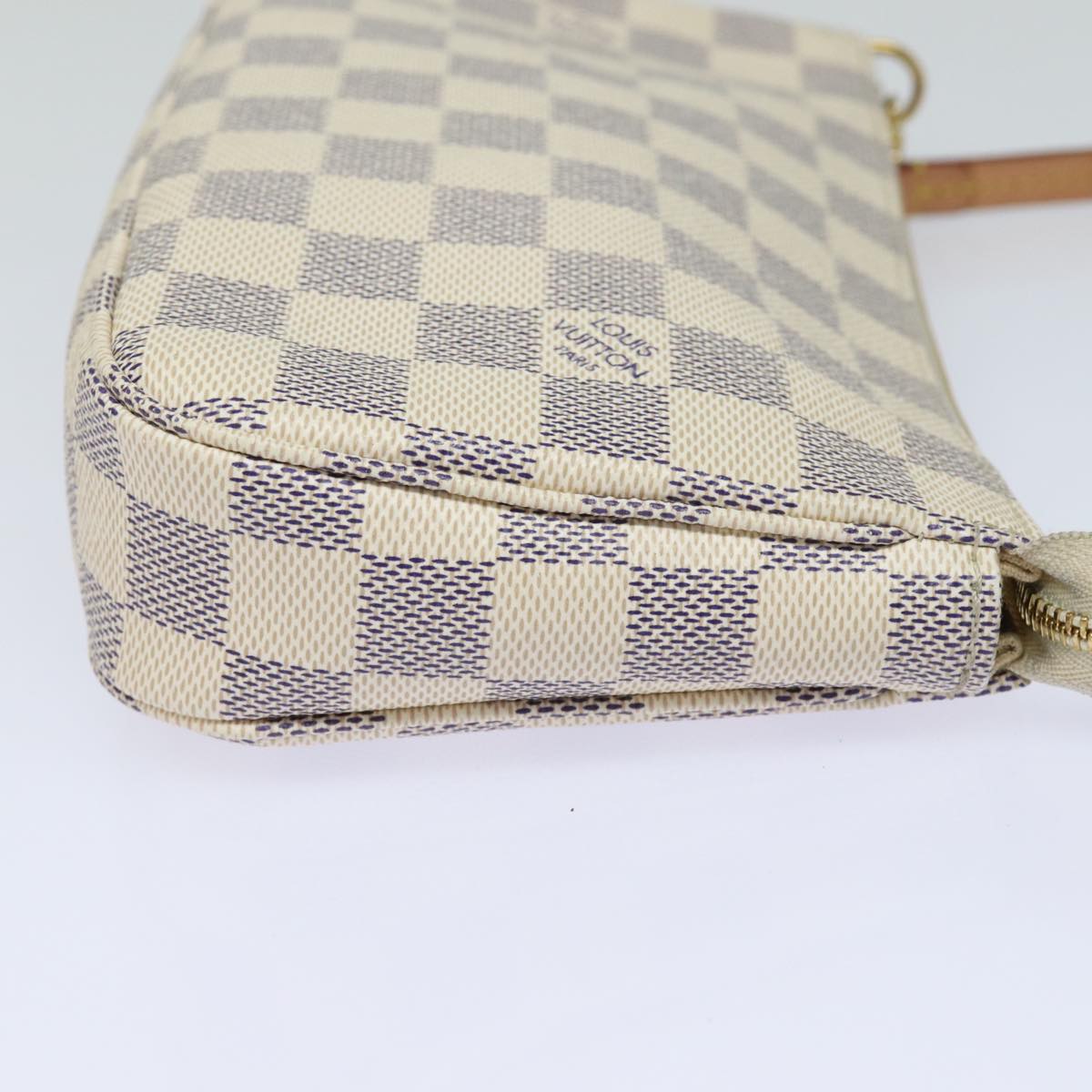 Louis Vuitton Pochette accessoires