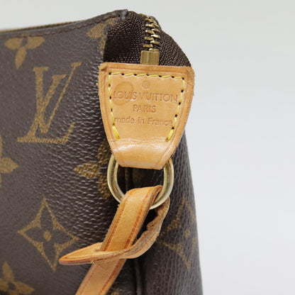 Louis Vuitton Pochette Accessoire