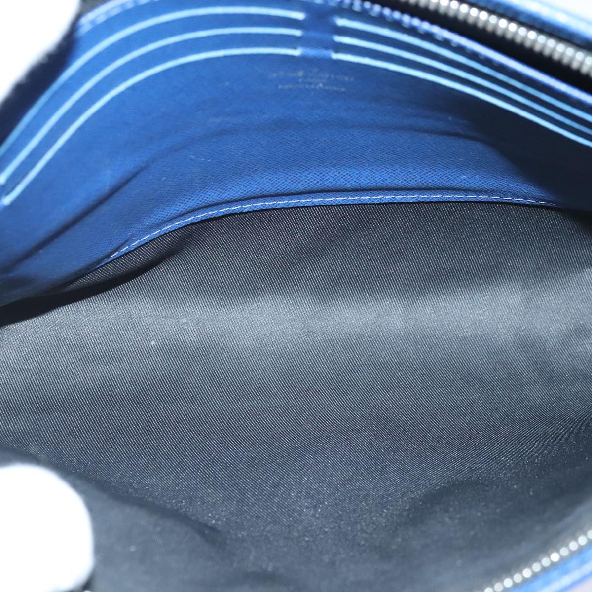 Louis Vuitton Pochette voyage