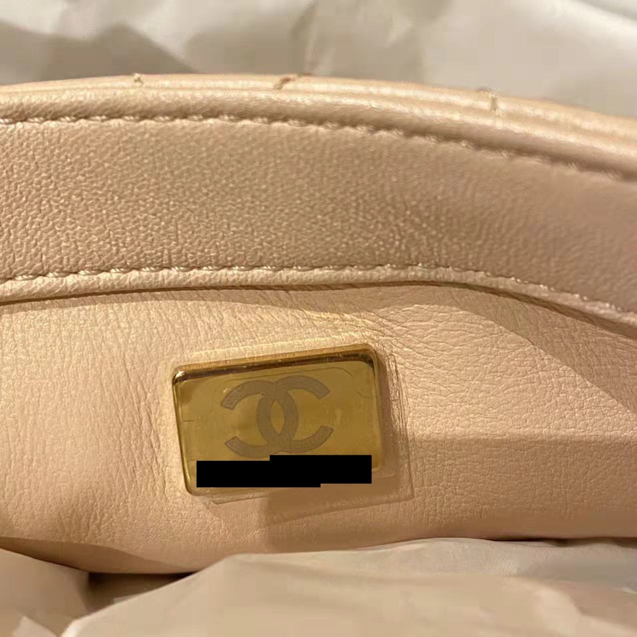 Chanel 22C Pearl Crush Mini Square Flap bag Lambskin Light Pink