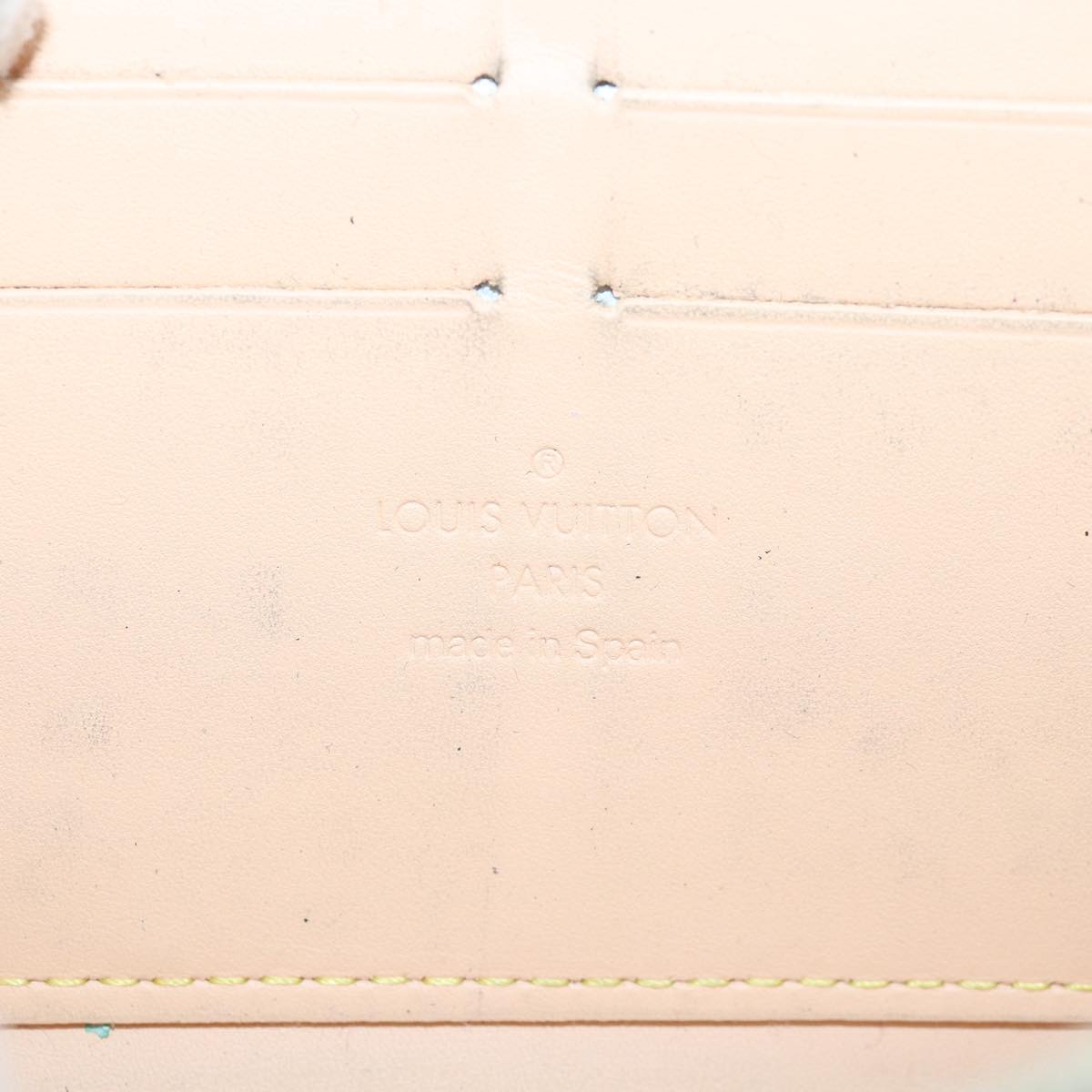 Louis Vuitton Zippy wallet