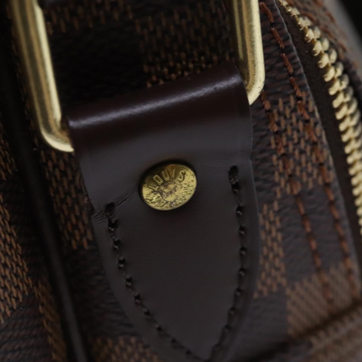 Louis Vuitton Reporter