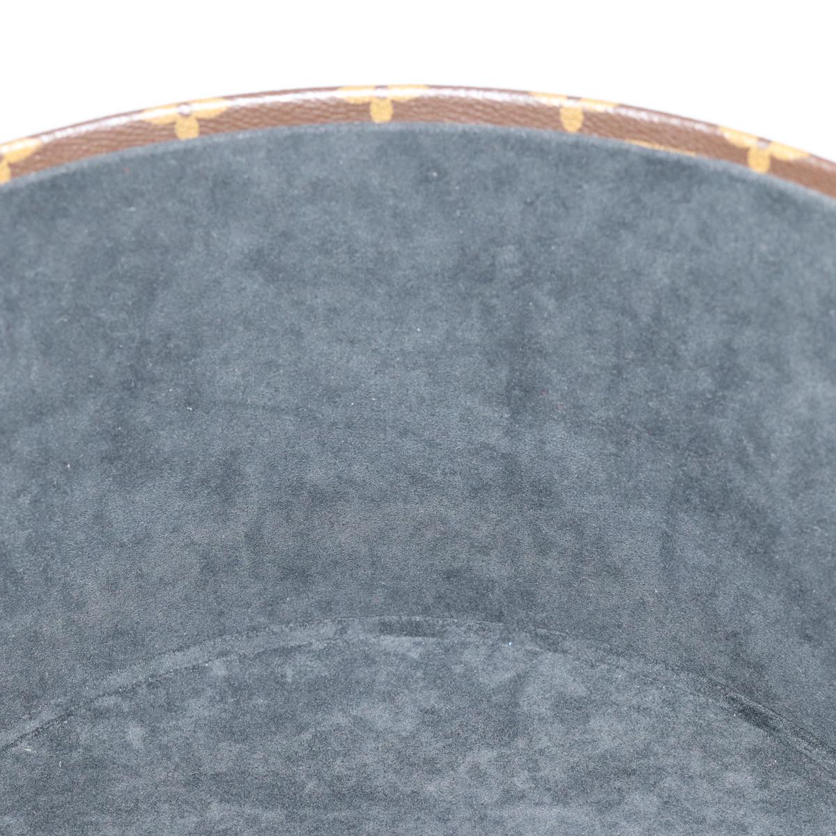 Louis Vuitton Reverse