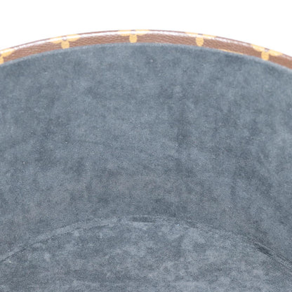 Louis Vuitton Reverse