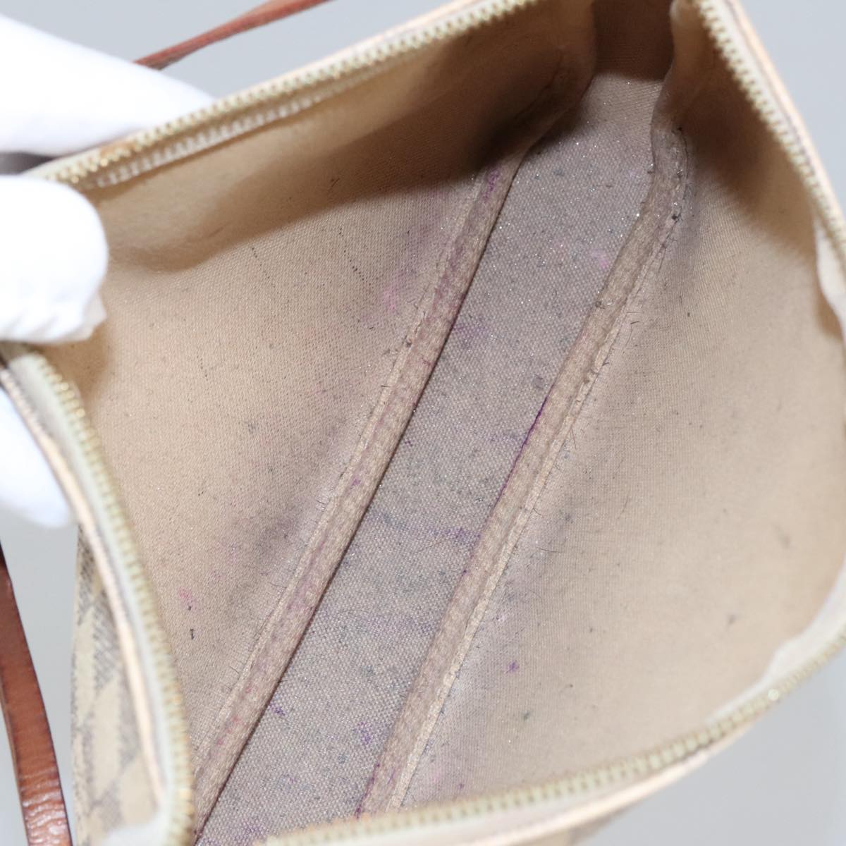 Louis Vuitton Pochette Accessoire