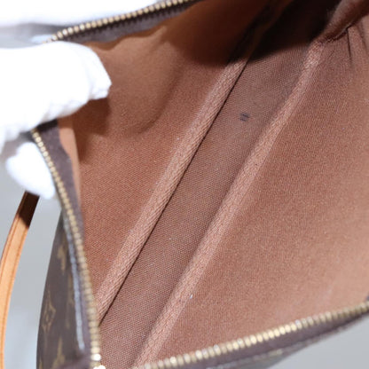 Louis Vuitton Pochette Accessoire