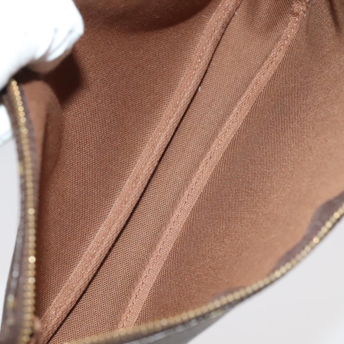 Louis Vuitton Pochette Accessoire