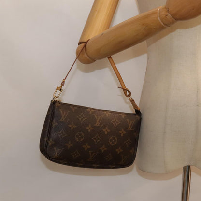 Louis Vuitton Pochette Accessoire