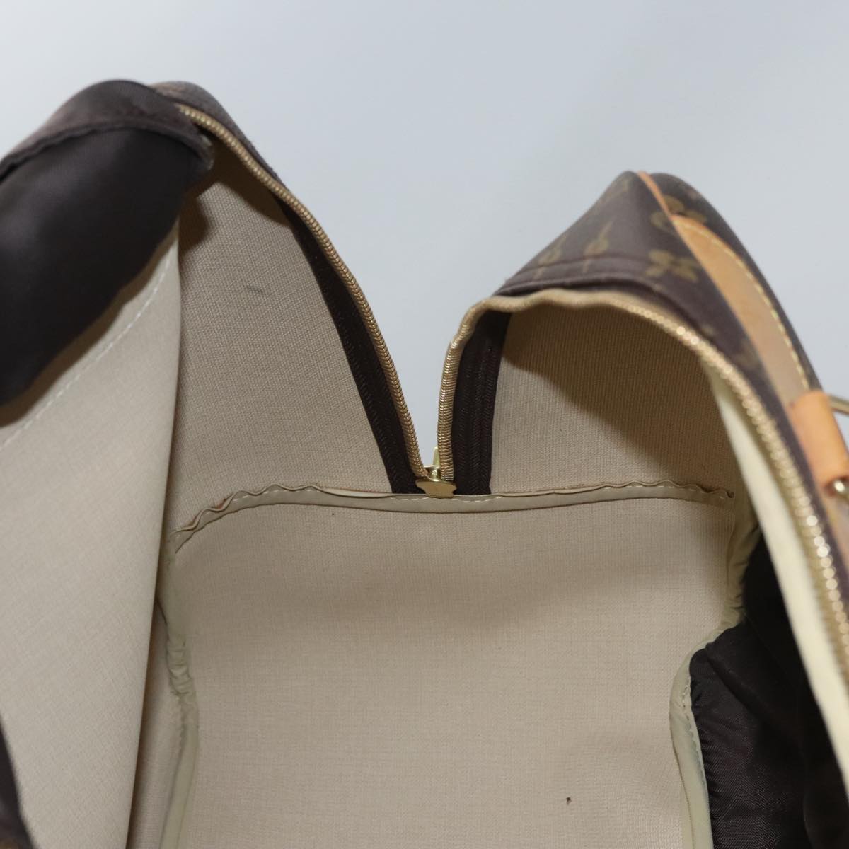 Louis Vuitton Evasion