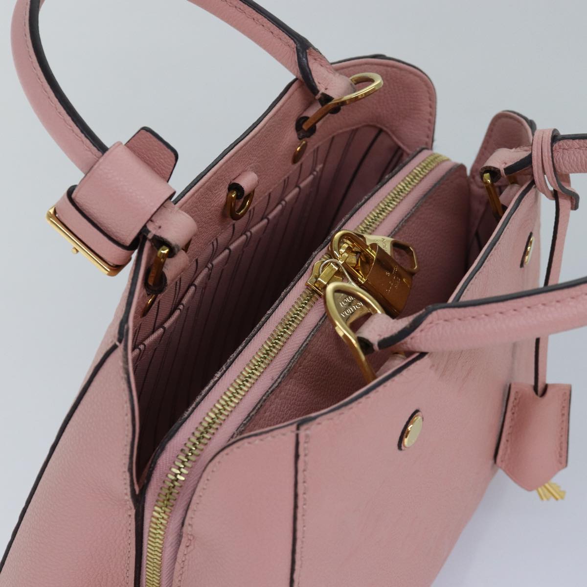 Louis Vuitton Montaigne