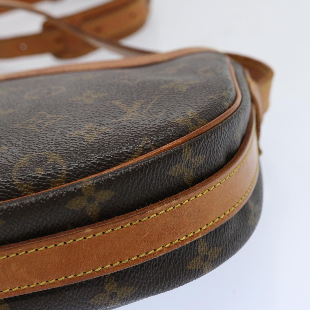 Louis Vuitton Jeune fille