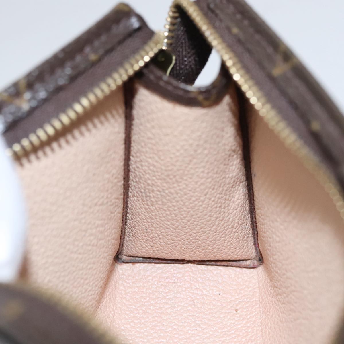 Louis Vuitton Trousse de Toilette