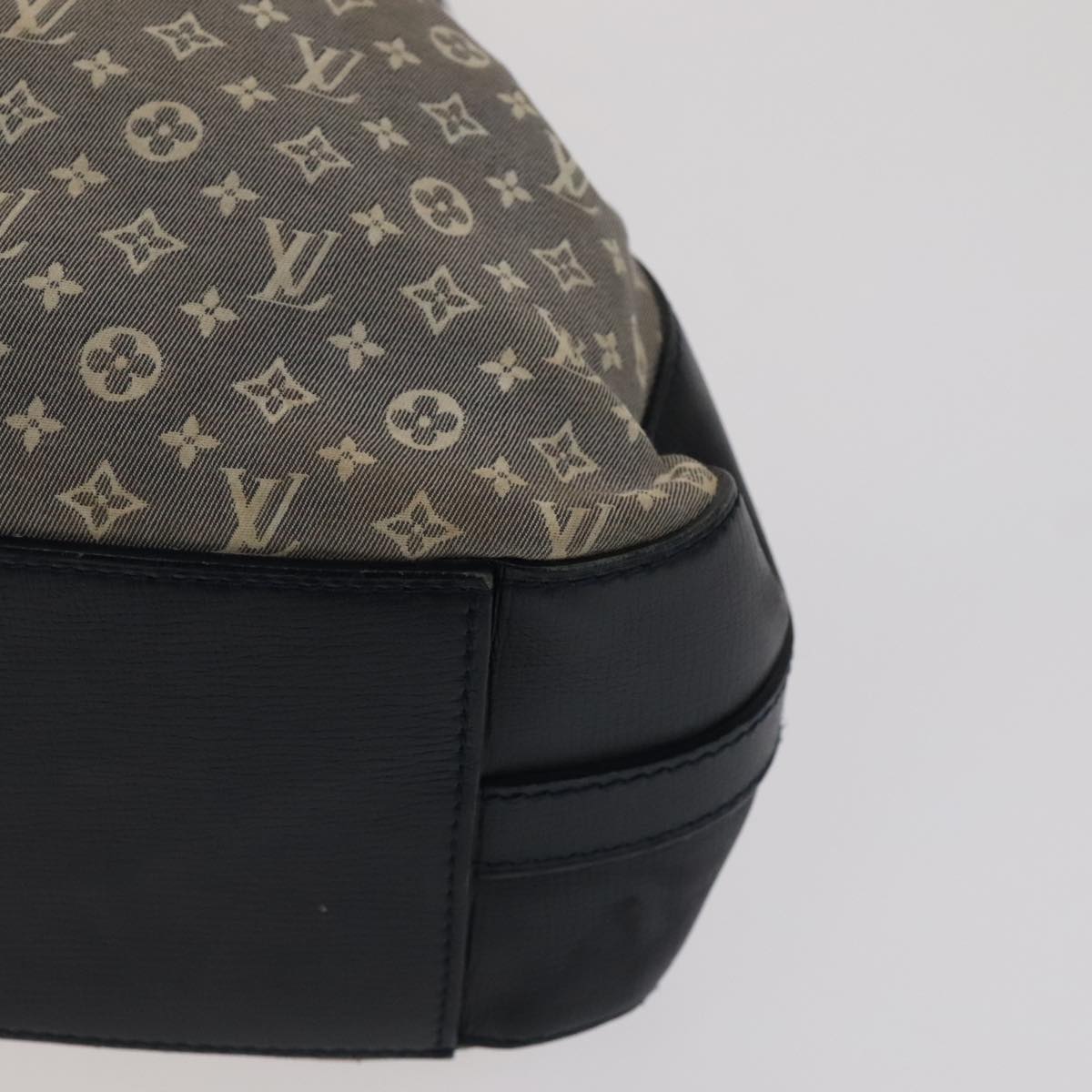 Louis Vuitton Idylle