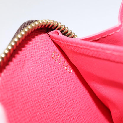 Louis Vuitton Zippy wallet