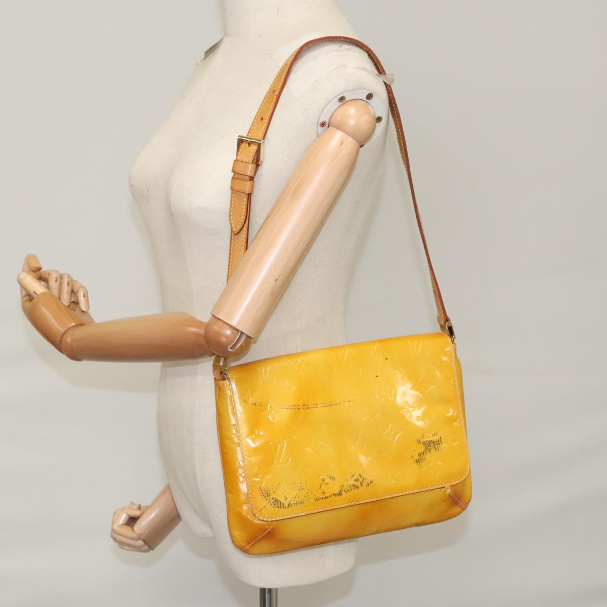 Louis Vuitton Thompson Street