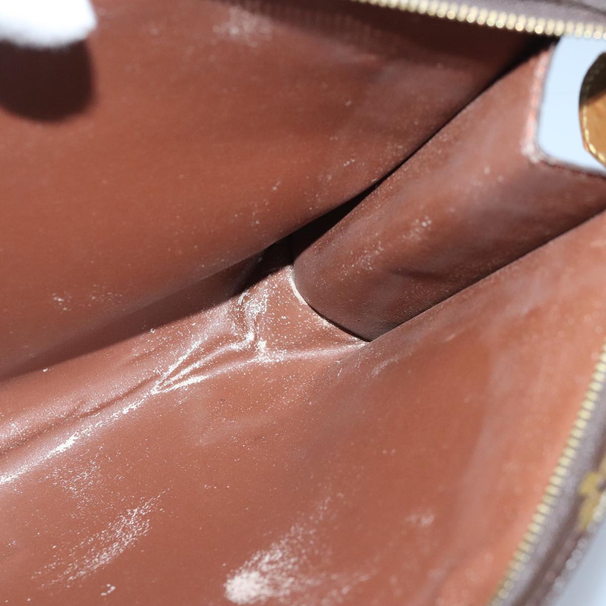 Louis Vuitton Trousse de Toilette 25