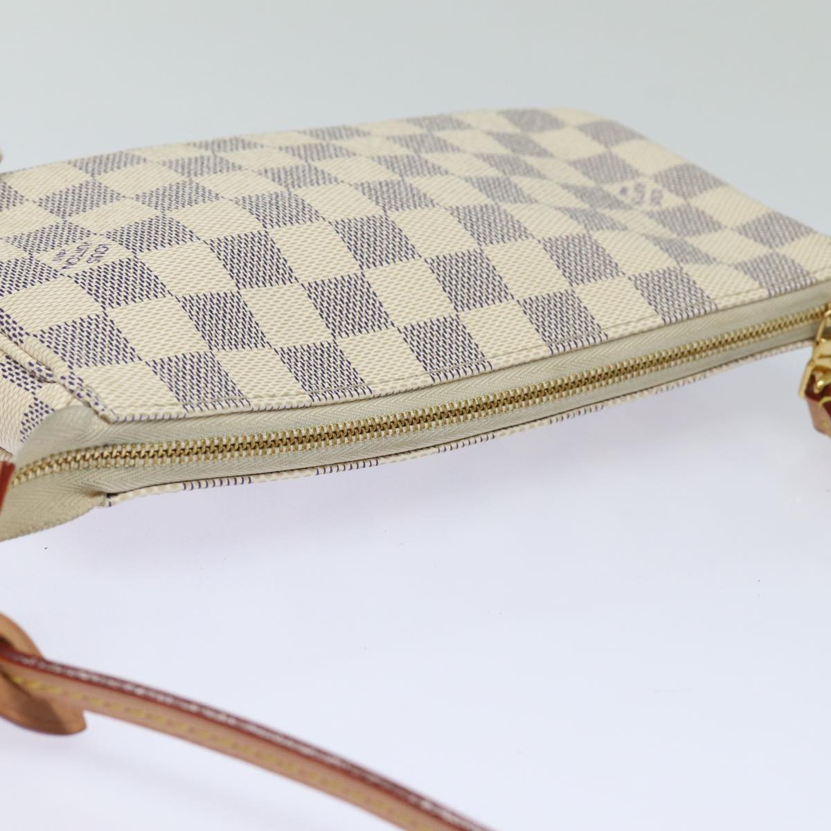 Louis Vuitton Pochette accessoires