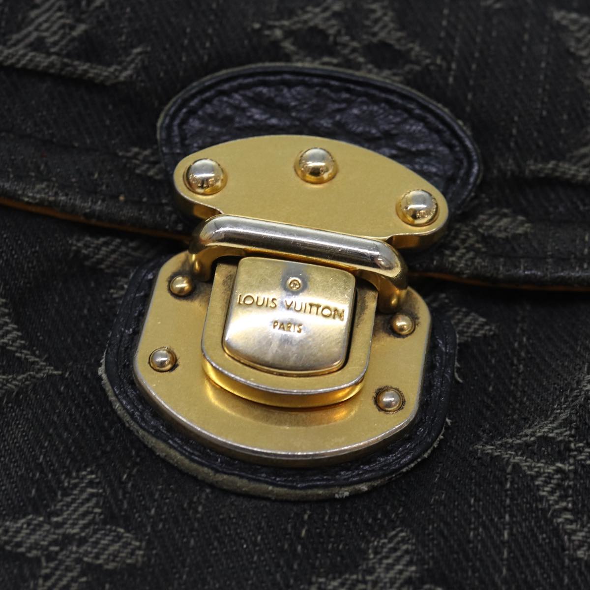 Louis Vuitton Amelia