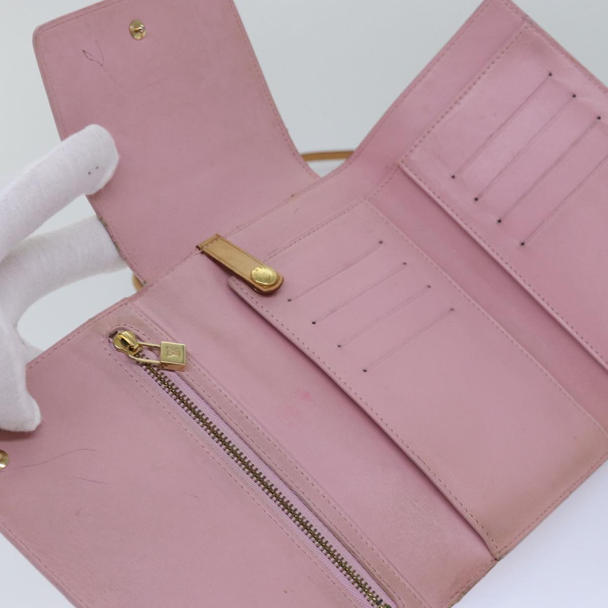 Louis Vuitton Walker