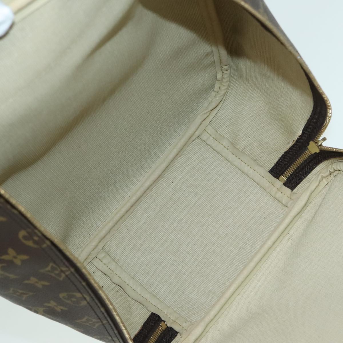 Louis Vuitton Excursion