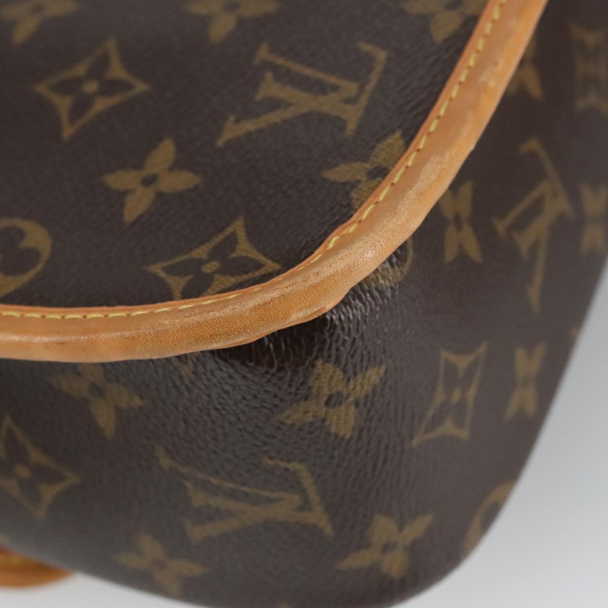 Louis Vuitton Sologne