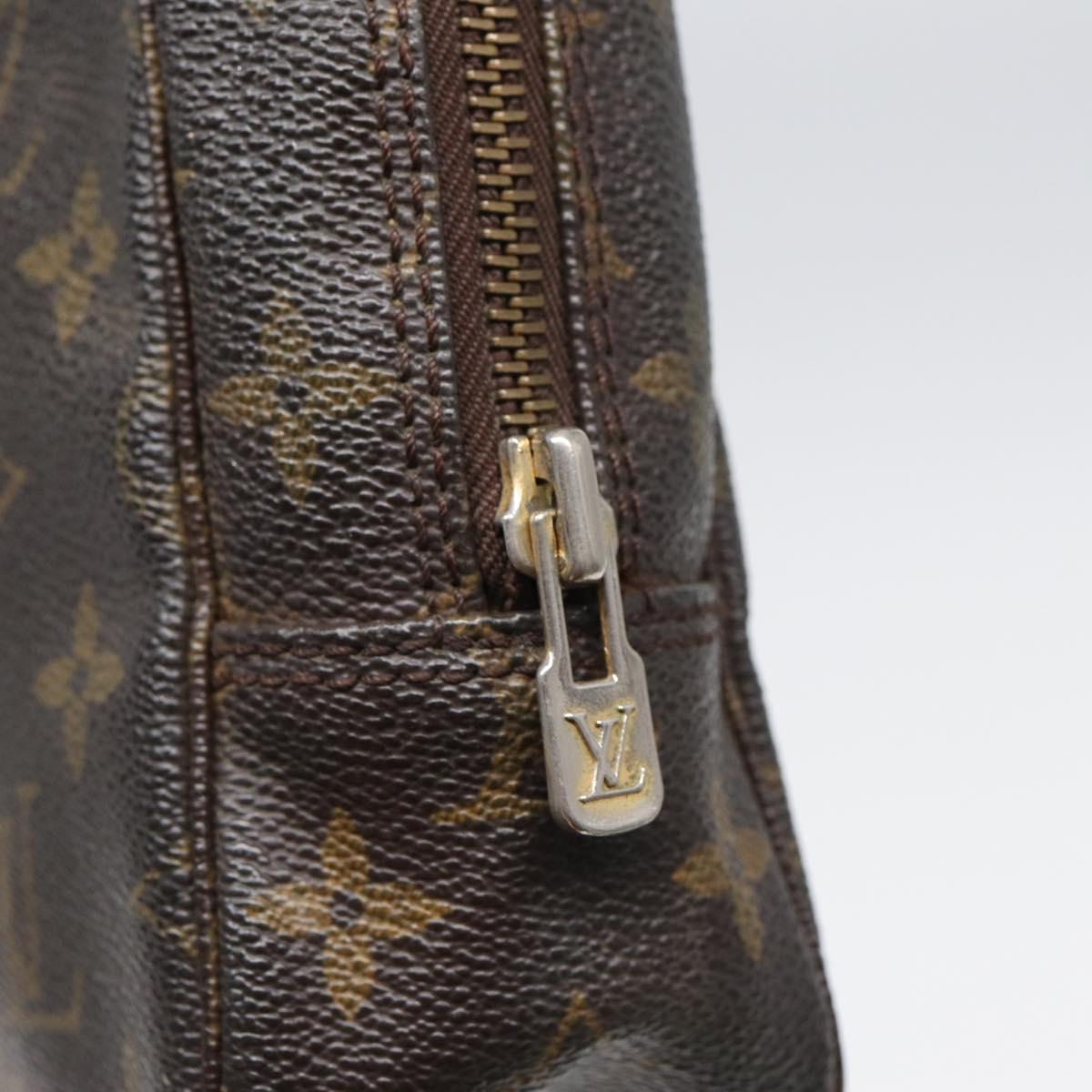 Louis Vuitton Trousse de Toilette