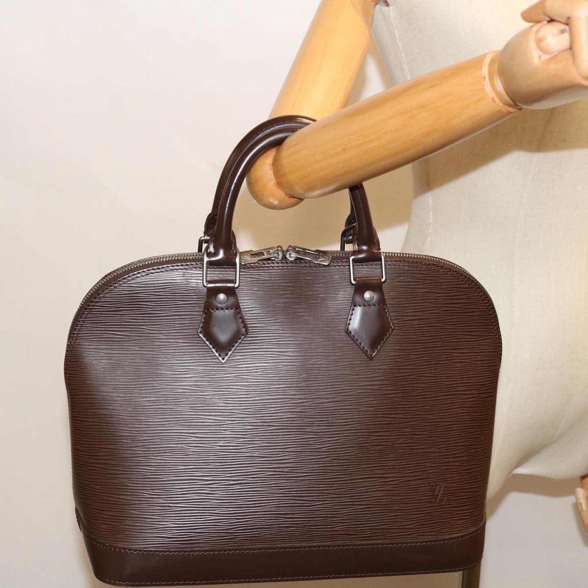 Louis Vuitton Alma