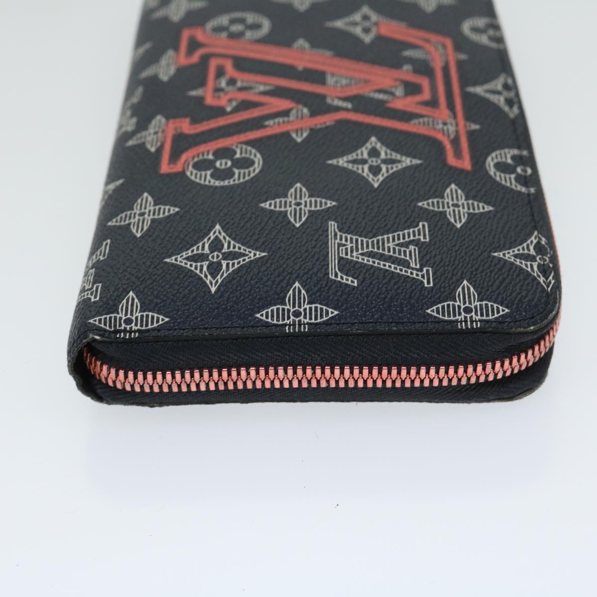 Louis Vuitton Zippy organizer