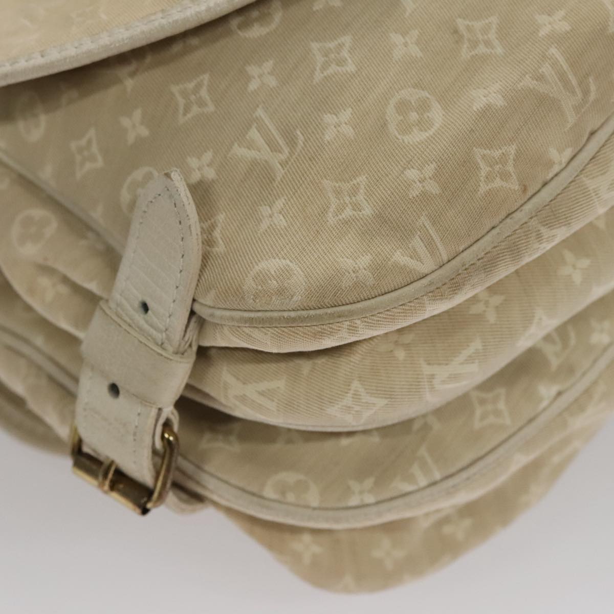Louis Vuitton Saumur