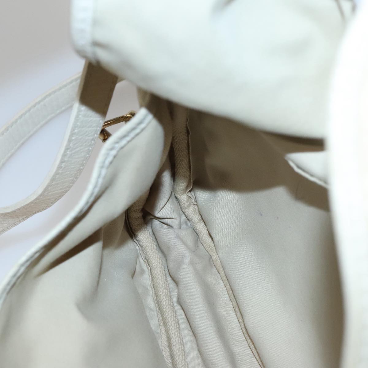 Louis Vuitton Saumur