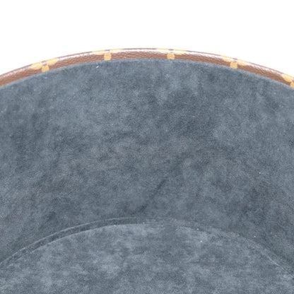 Louis Vuitton Reverse