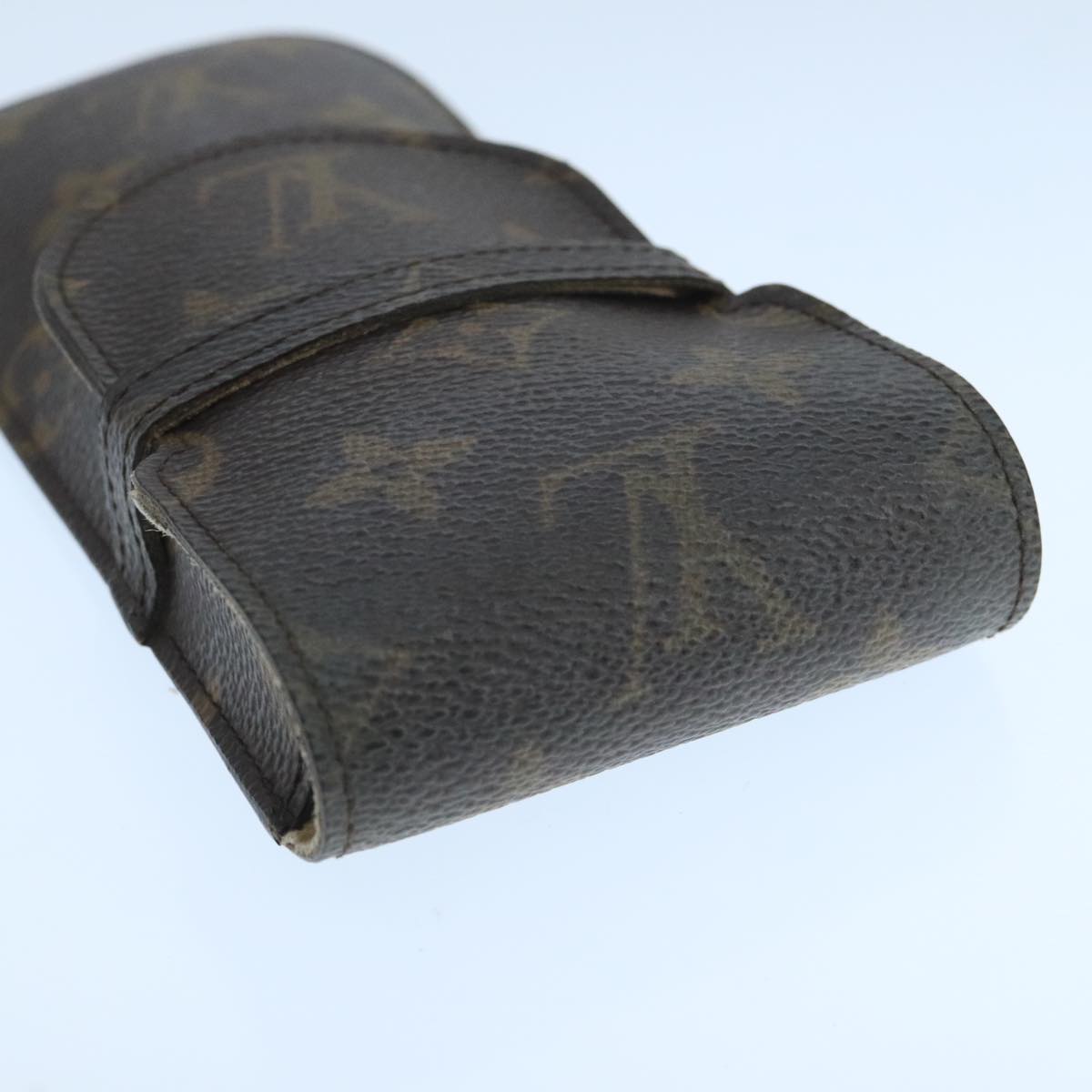 Louis Vuitton Etui à lunettes