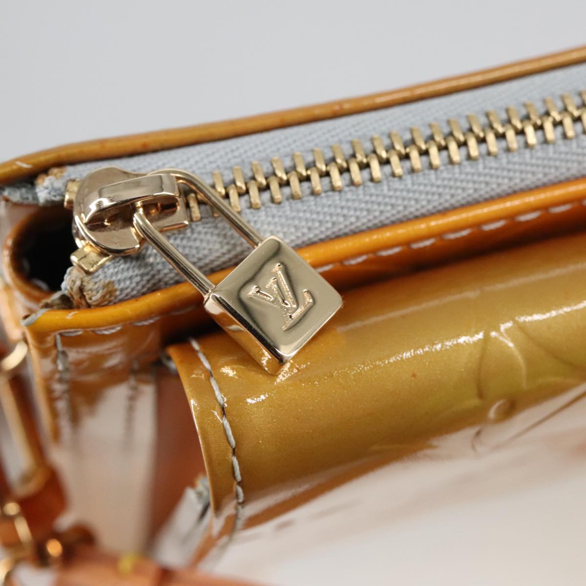 Louis Vuitton Mott