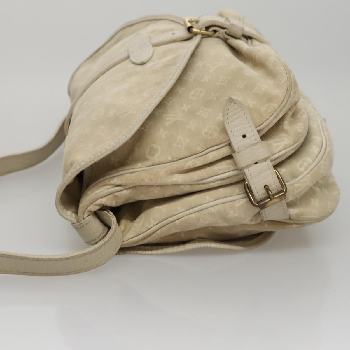 Louis Vuitton Saumur