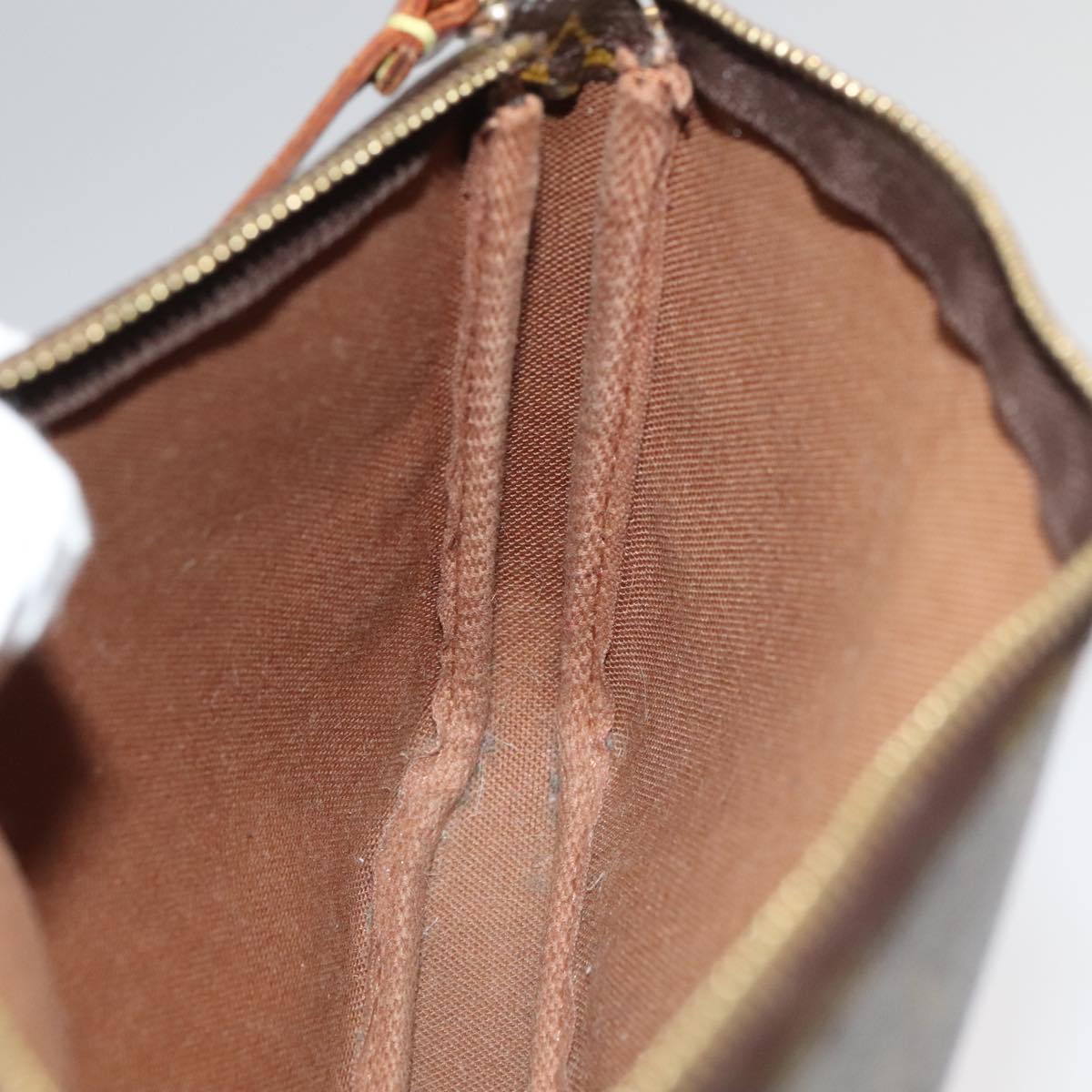 Louis Vuitton Pochette Accessoire