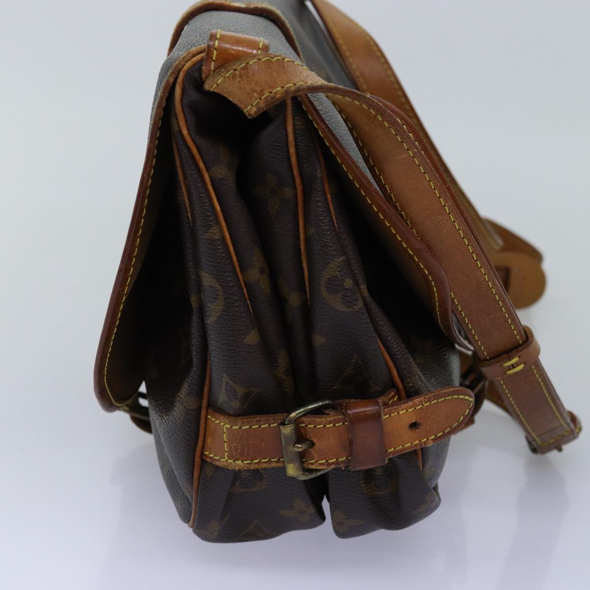 Louis Vuitton Saumur 30
