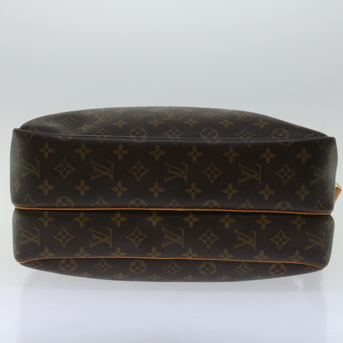 Louis Vuitton Reporter
