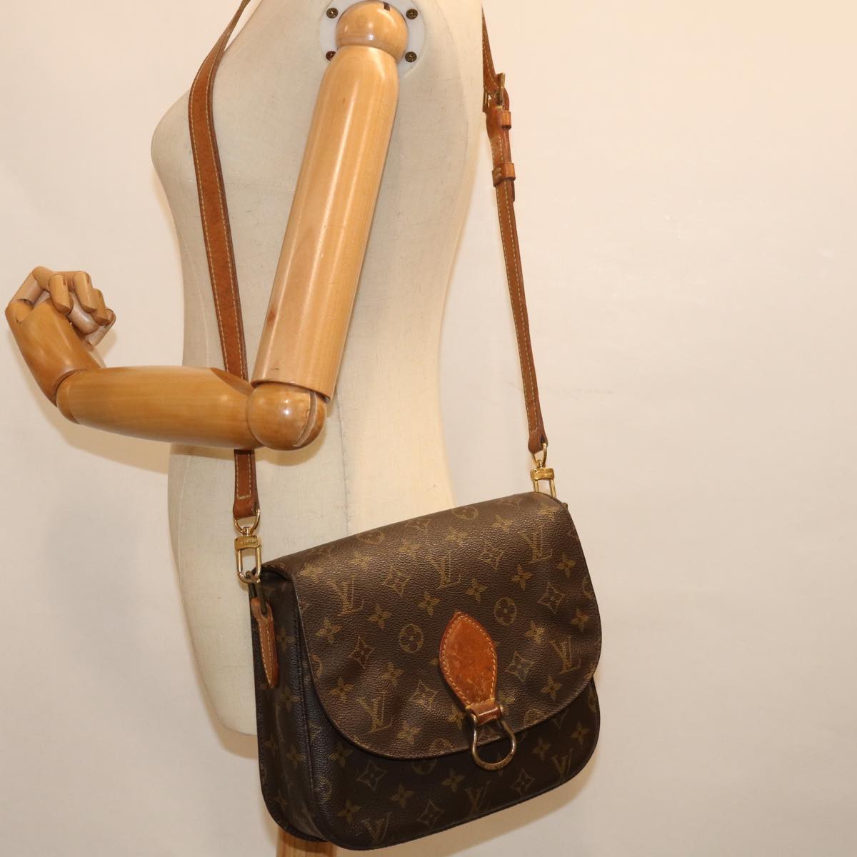 Louis Vuitton Saint Cloud