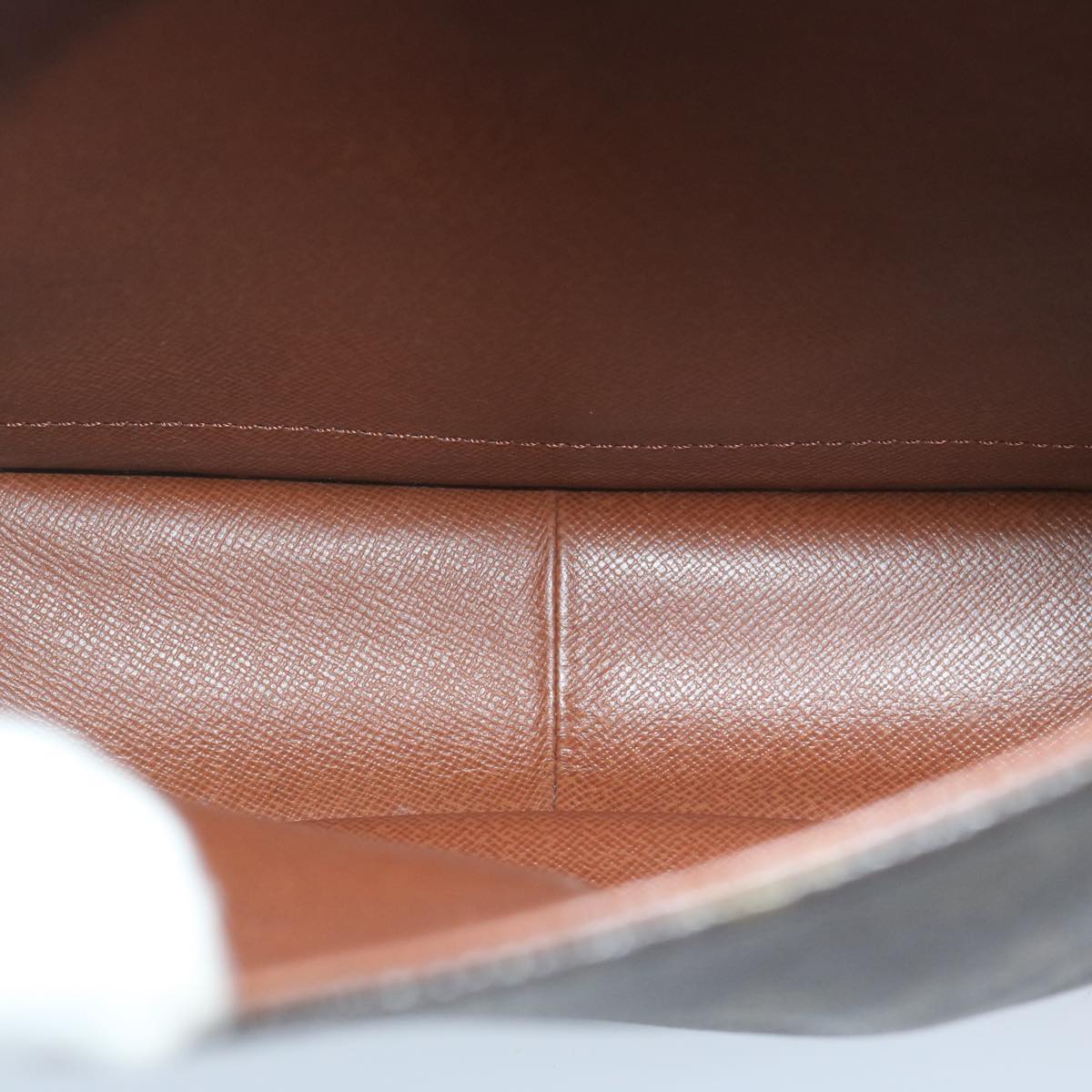 Louis Vuitton Saint Cloud