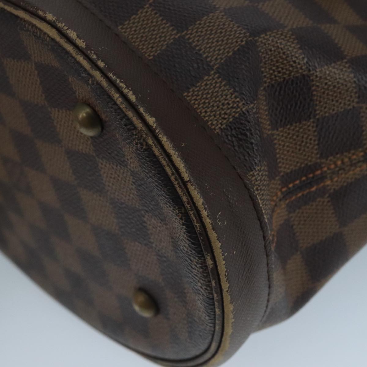 Louis Vuitton Marais
