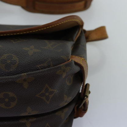Louis Vuitton Saumur 30