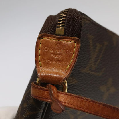 Louis Vuitton Pochette Accessoire