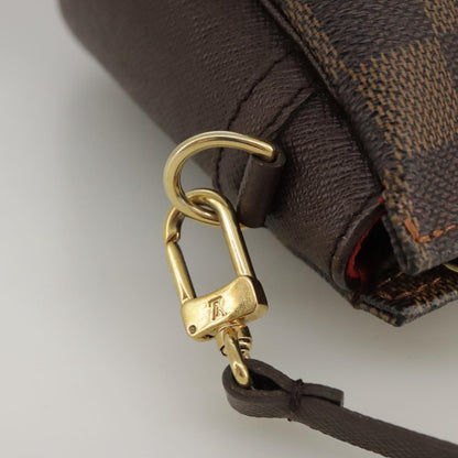 Louis Vuitton Trousse makeup