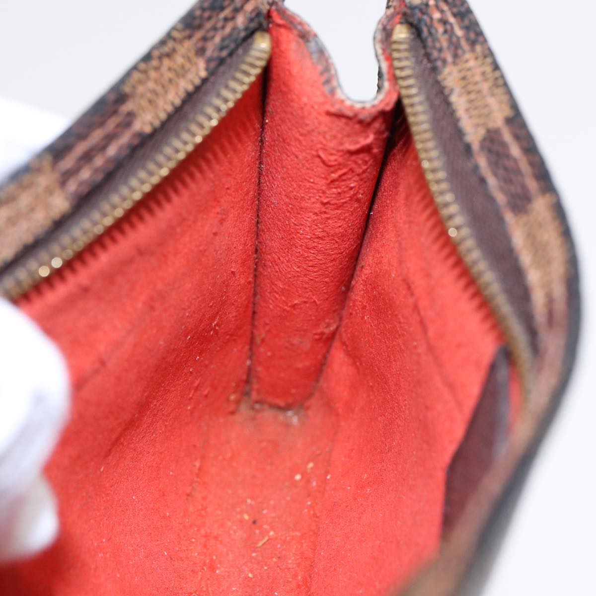 Louis Vuitton Poche Toilette