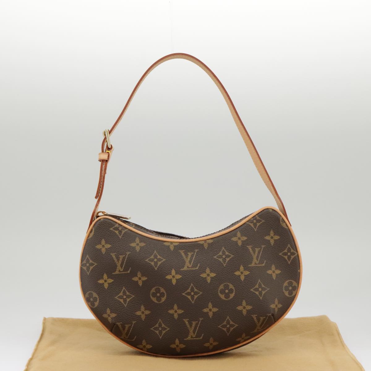 Louis Vuitton Croissant