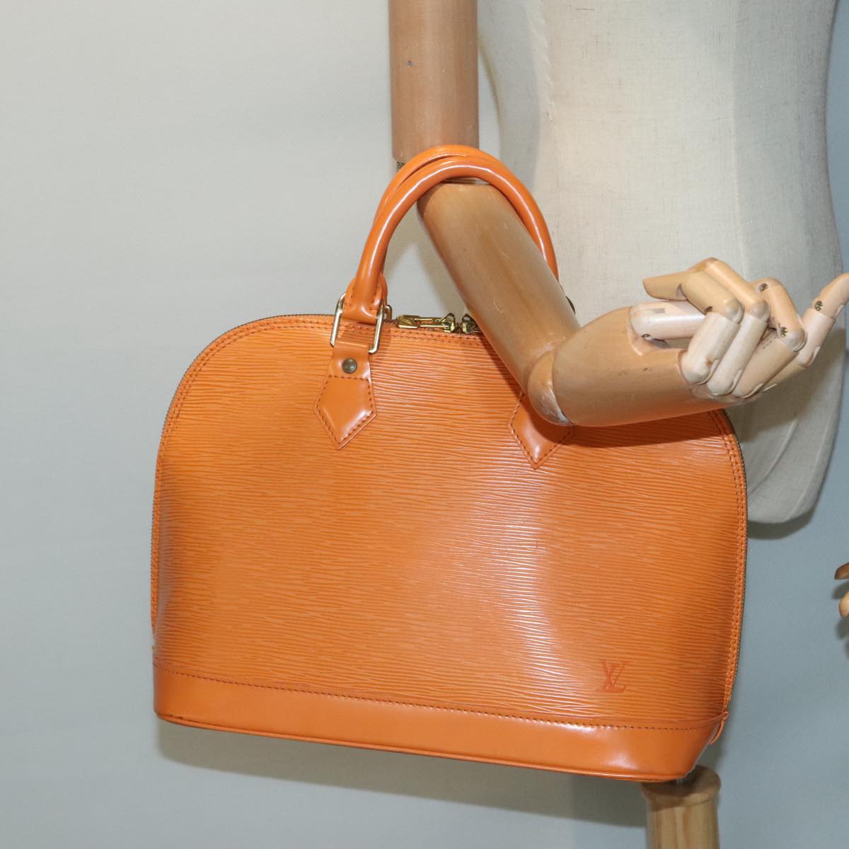 Louis Vuitton Alma