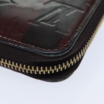 Louis Vuitton Zippy wallet